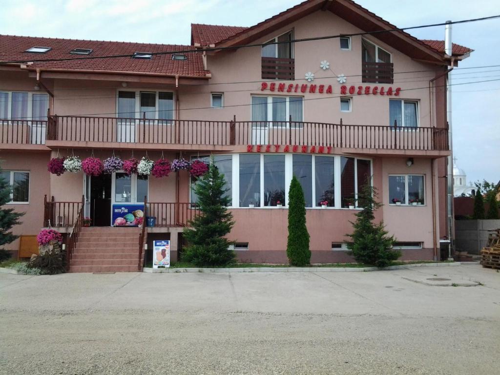Pension Rozeclas Oradea Exteriér fotografie